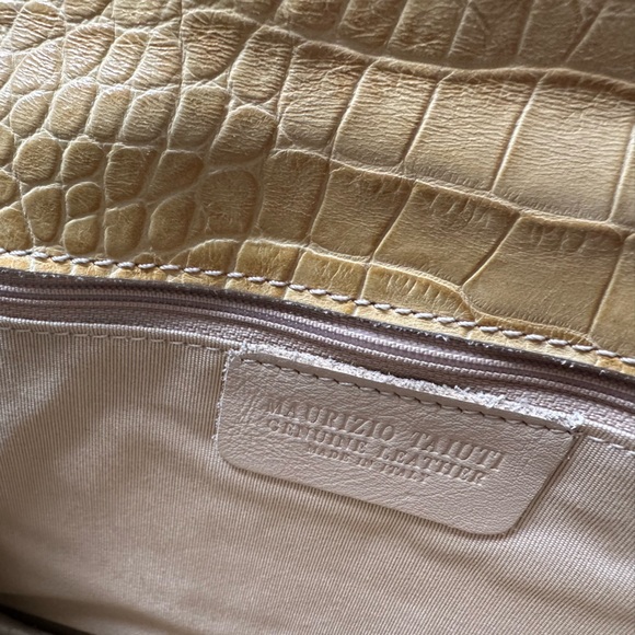 Leather - Picture 3 of 3